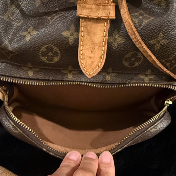 Louis Vuitton Brown Monogram Backpack GM - Picture 6 of 9